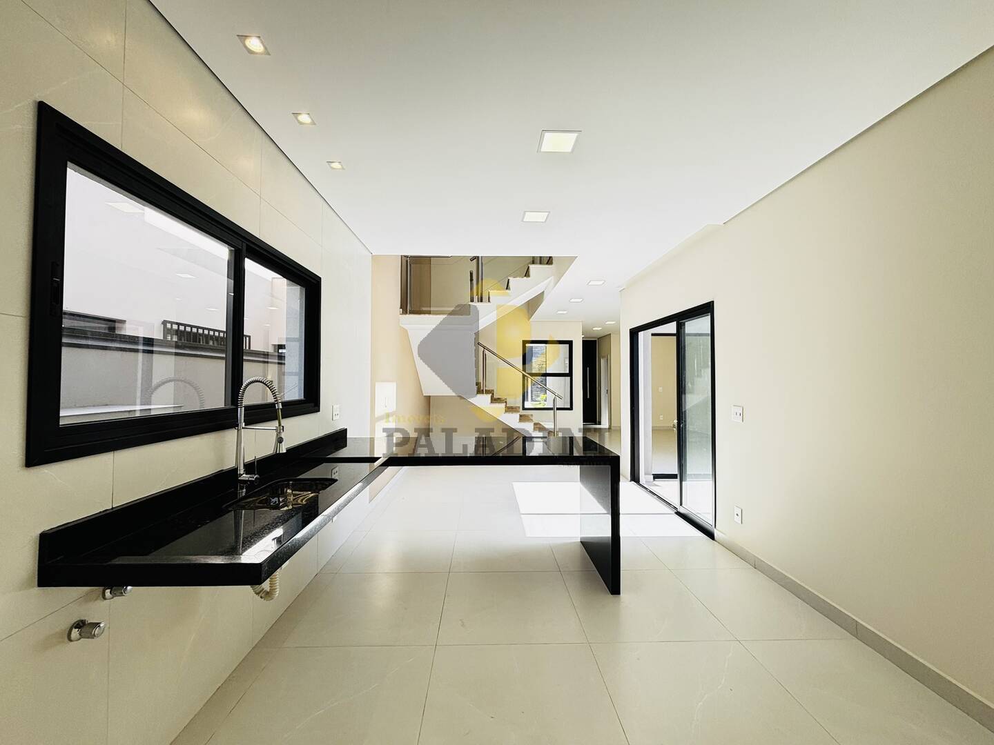 Casa, 3 quartos, 194 m² - Foto 8