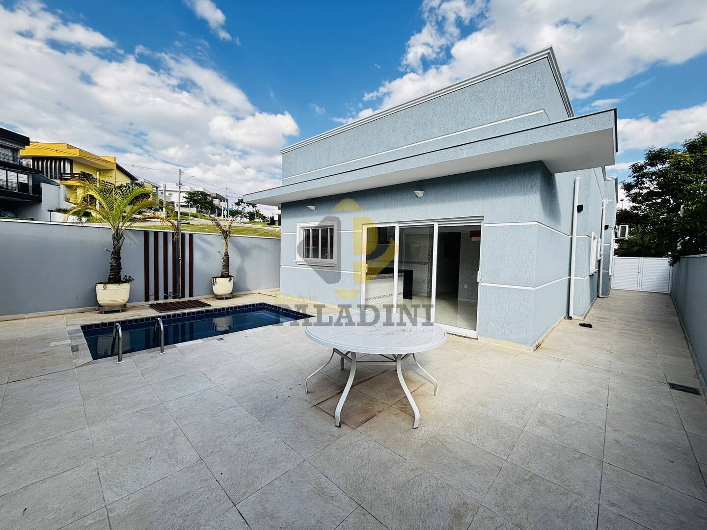 Casa, 3 quartos, 200 m² - Foto 11