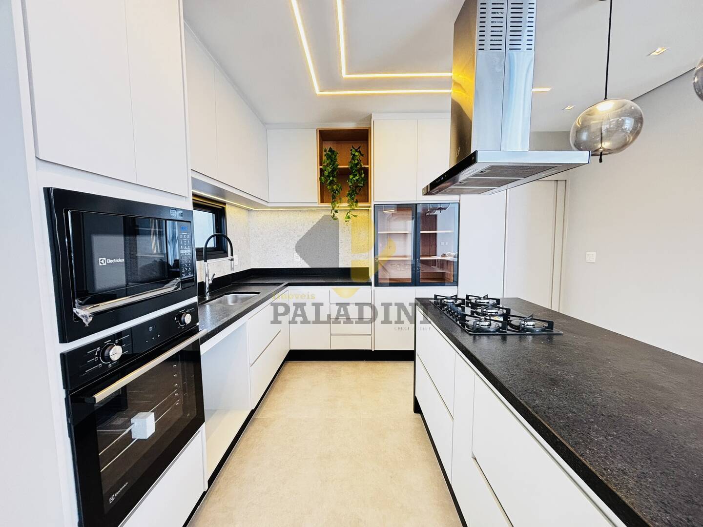 Casa, 3 quartos, 340 m² - Foto 13