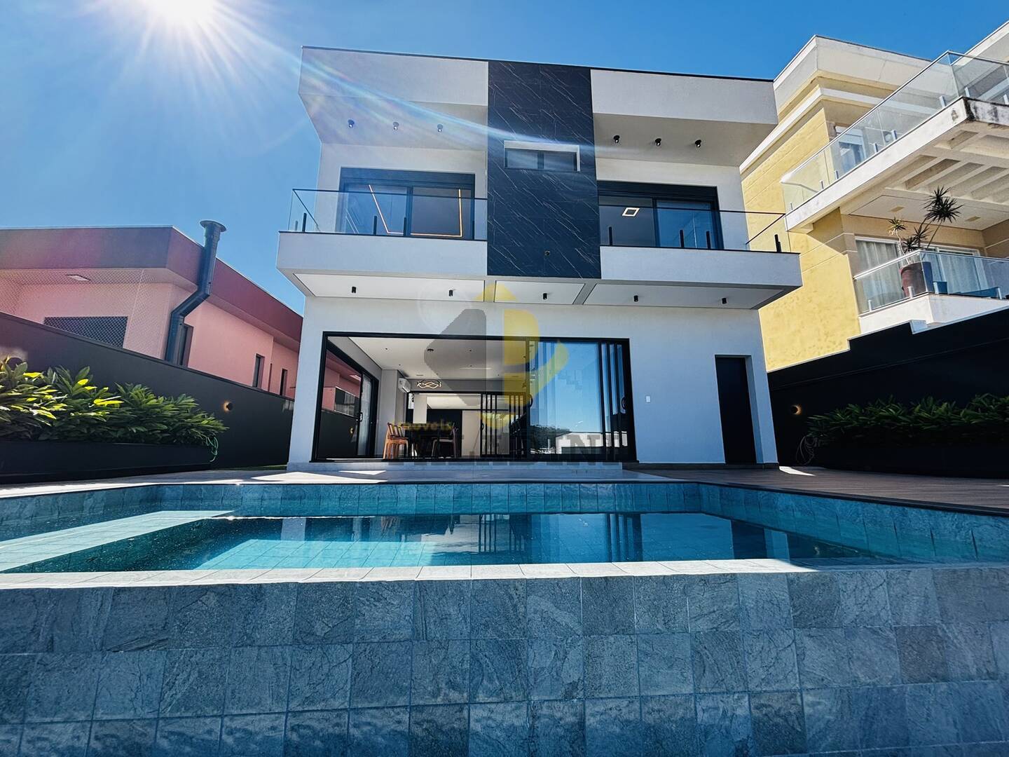 Casa, 3 quartos, 340 m² - Foto 33