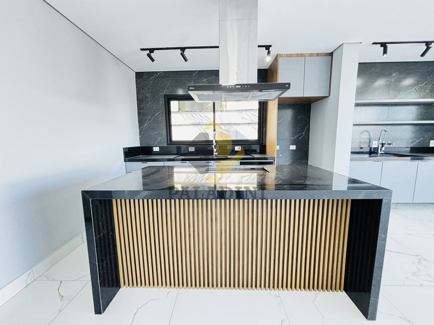 Casa, 5 quartos, 290 m² - Foto 28