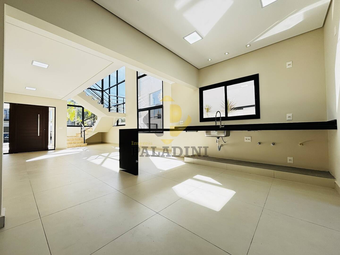 Casa, 3 quartos, 220 m² - Foto 9
