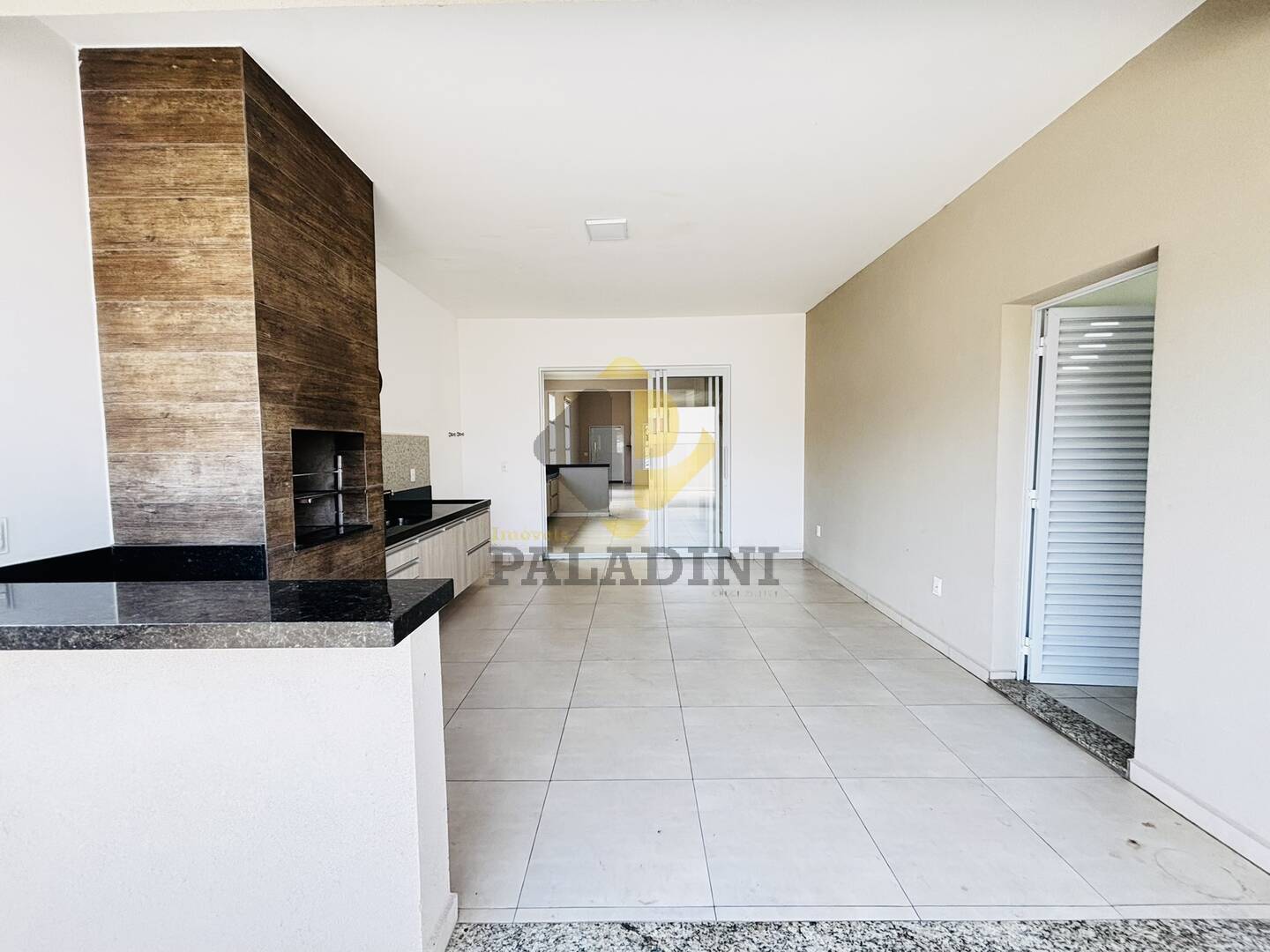 Casa, 3 quartos, 210 m² - Foto 3