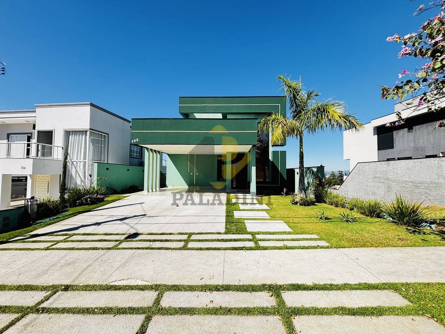 Casa, 3 quartos, 260 m² - Foto 1