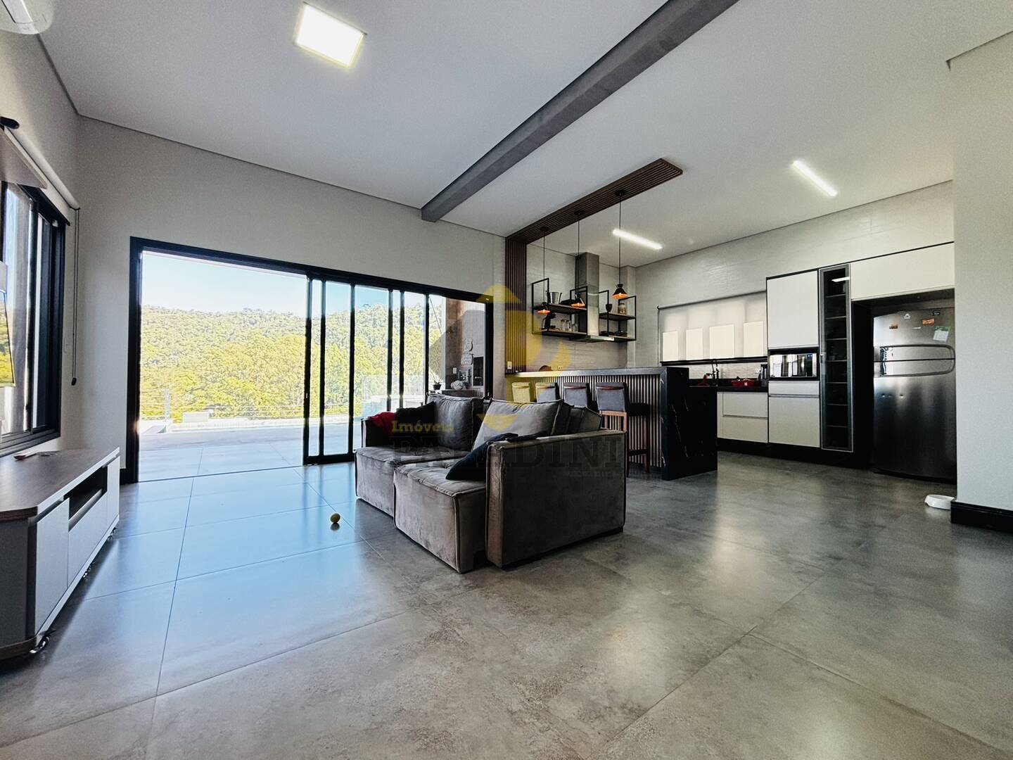 Casa, 3 quartos, 240 m² - Foto 6
