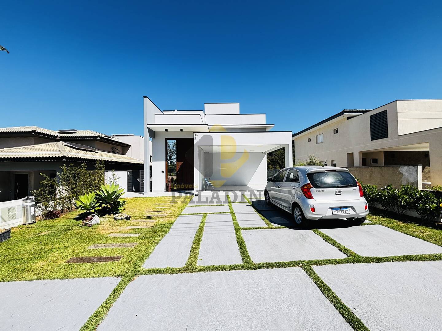 Casa, 3 quartos, 240 m² - Foto 1