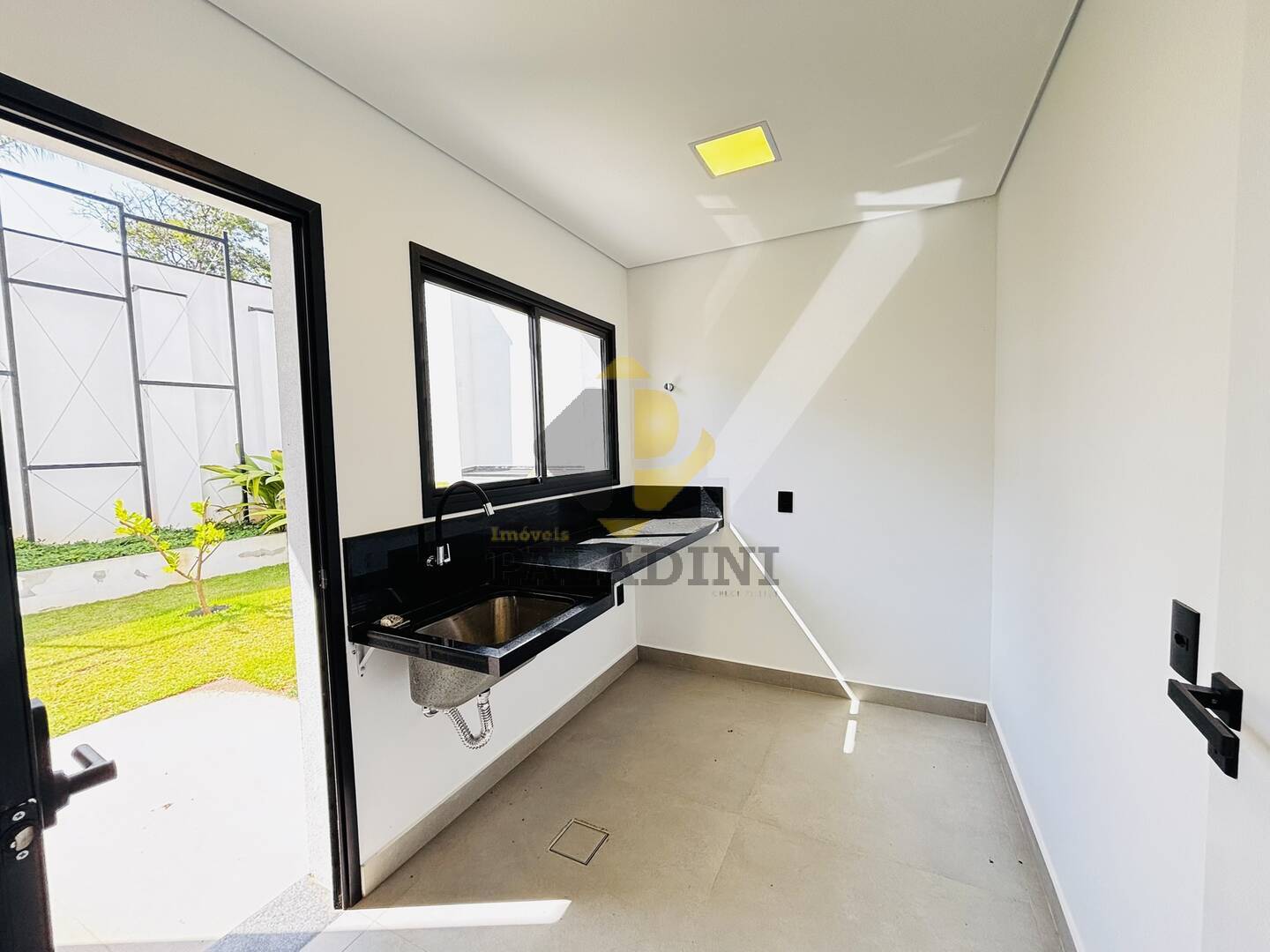 Casa, 3 quartos, 245 m² - Foto 16