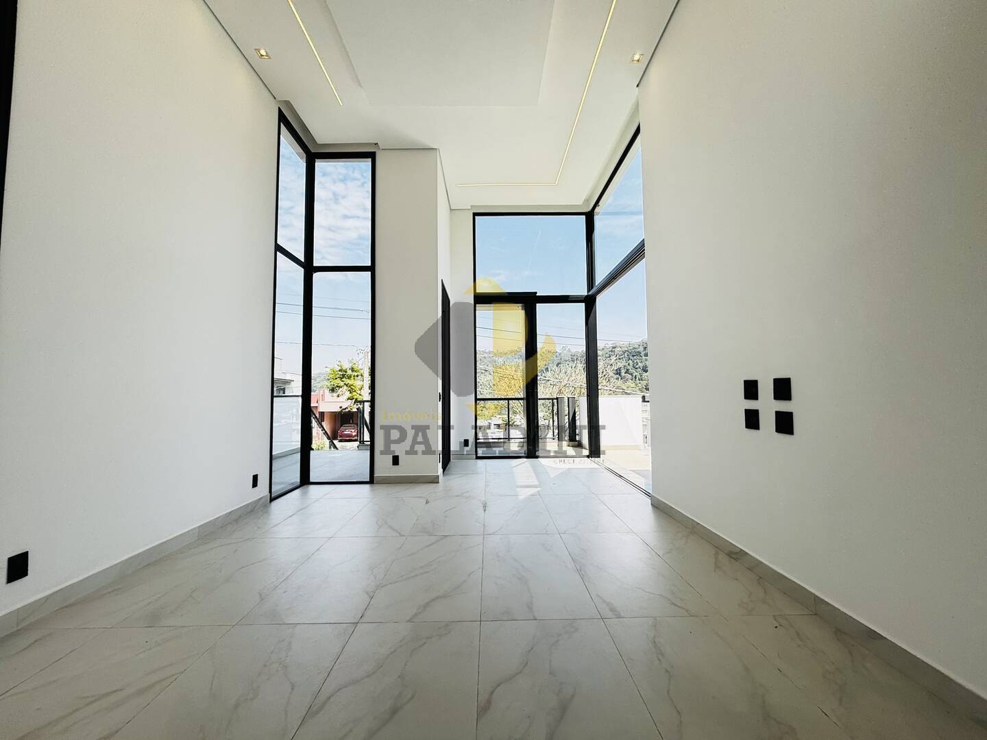 Casa, 3 quartos, 245 m² - Foto 10