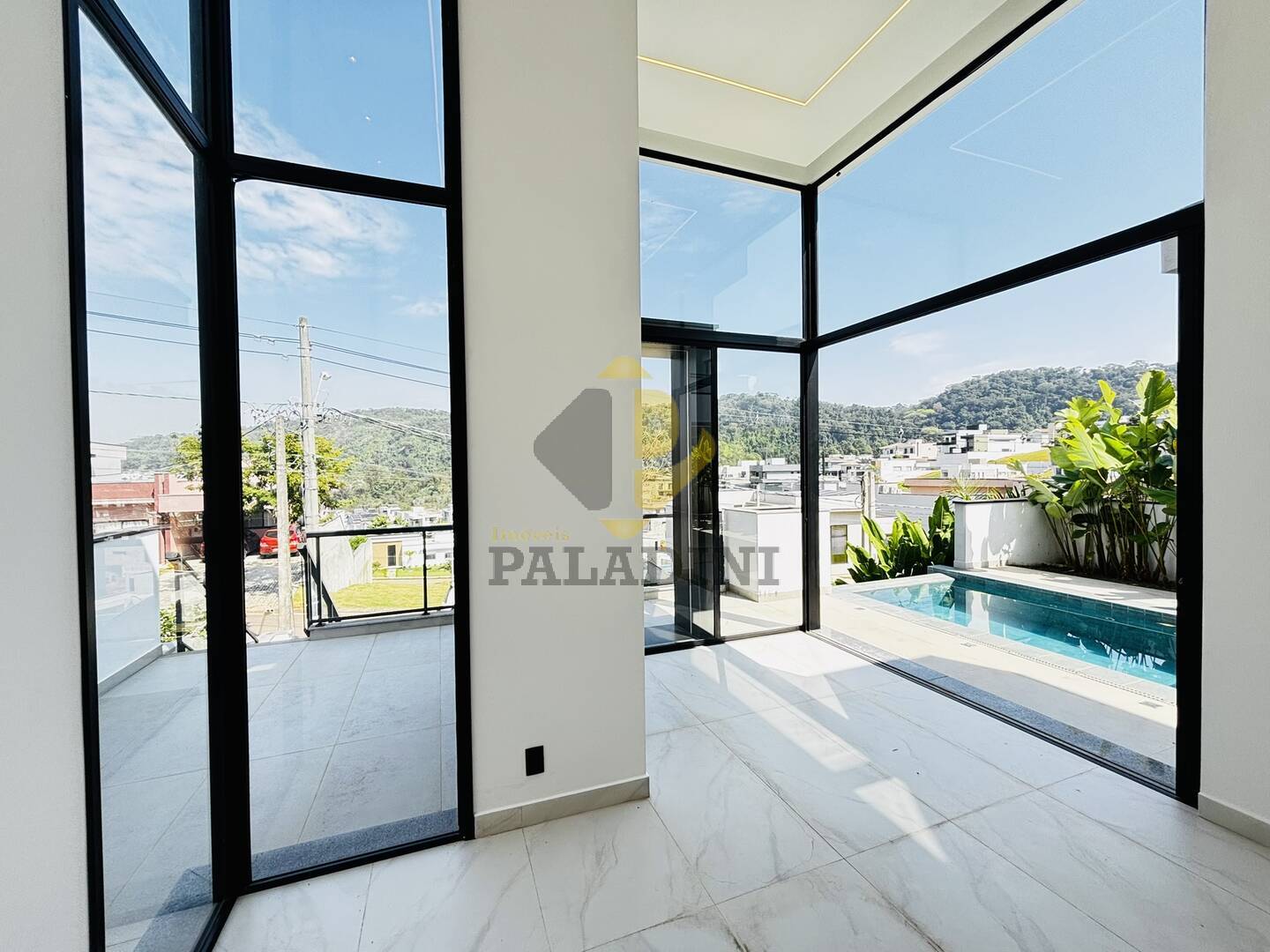 Casa, 3 quartos, 245 m² - Foto 11