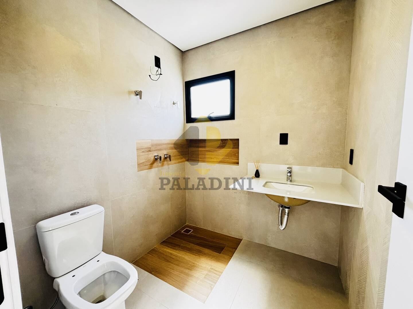 Casa, 3 quartos, 245 m² - Foto 26